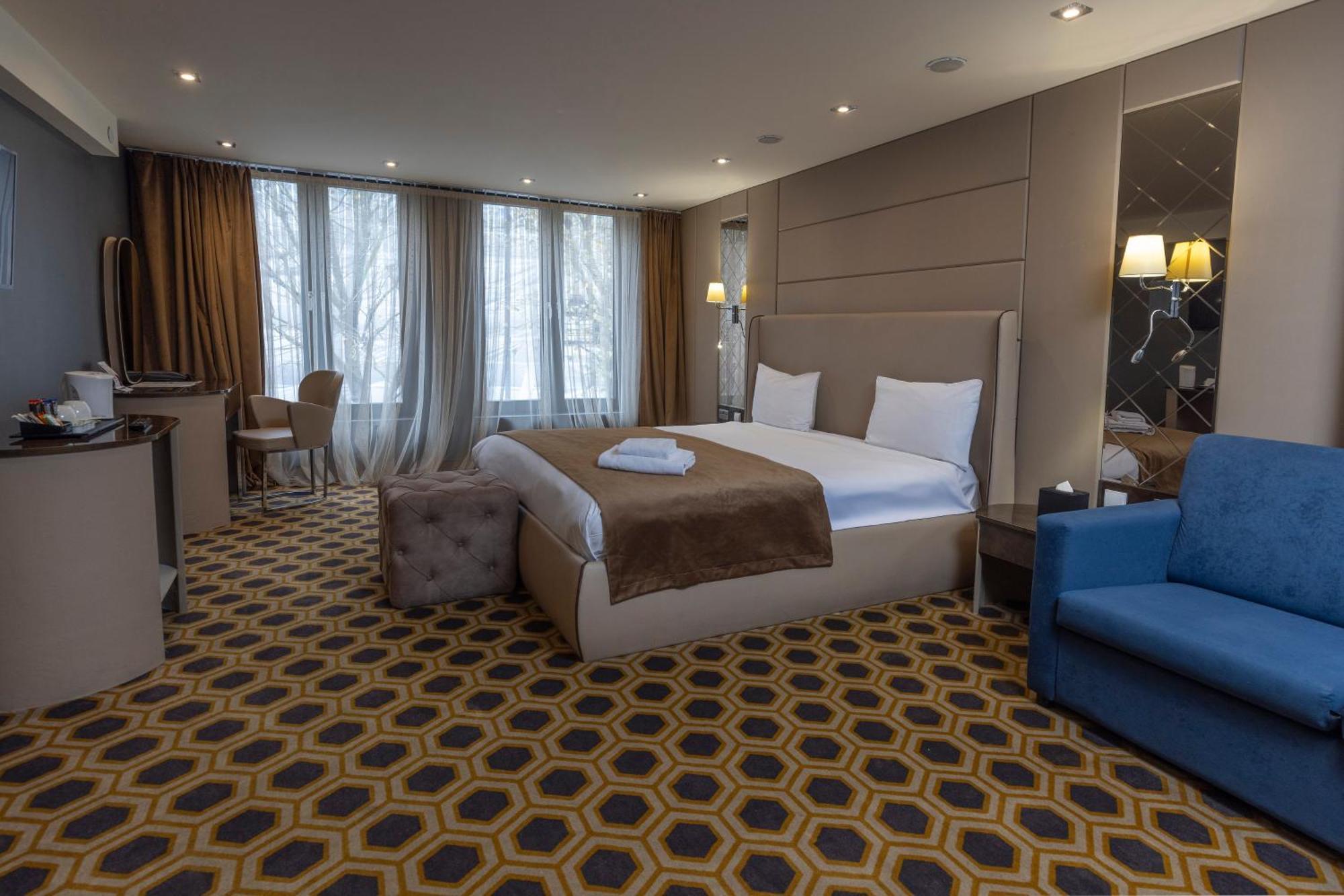 Putney Hotel; Bw Signature Collection Londra