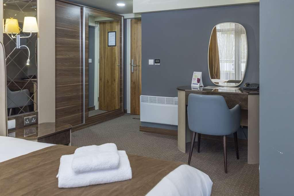 Putney Hotel; Bw Signature Collection 4* Londra